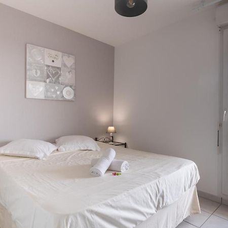 Appt De Charme Avec Grand Balcon Proche Avignon Wifi Gratuit Apartment Monteux Exterior photo
