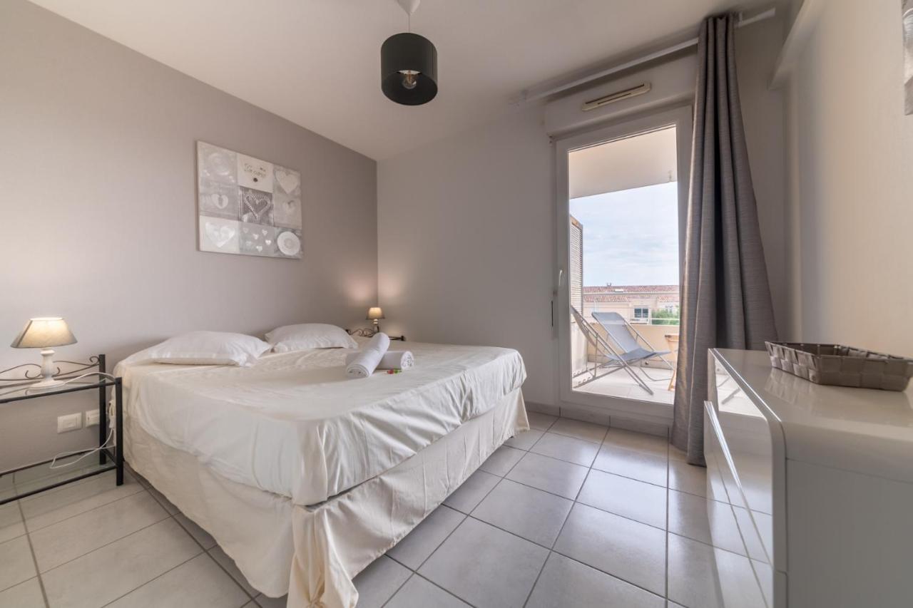 Appt De Charme Avec Grand Balcon Proche Avignon Wifi Gratuit Apartment Monteux Exterior photo